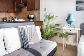 Interior - Nasma Holiday Homes - 8-Boulevard Walk Tower (Dubai)