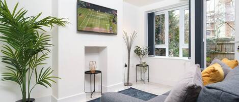 Apartment | Living area