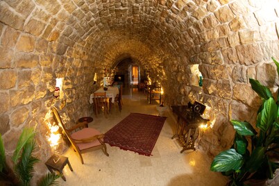 Cozy Vintage Mountain house in the middle of Nature with amazing sea views! 