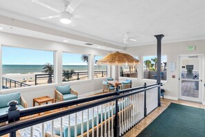 Interior - 605 Twin Towers - Daytona Beach Oceanfront Vacations, Inc (Daytona Beach Shores)