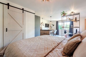 1 bedroom, WiFi, bed sheets - Bed and Beach - Escape to Your Private Oasis in Zandvoort! (Zandvoort)