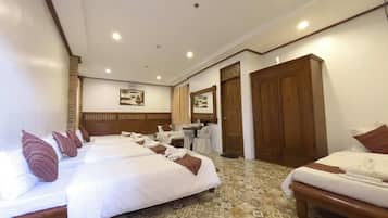 Studio Familial | Bureau, Wi-Fi gratuit, draps fournis