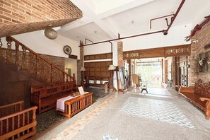 Interior - Casa Lorenzo powered by Cocotel (Daraga)