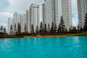Apartment | Pool | Outdoor pool
