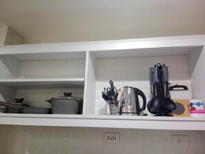 Apartment | Eigene Küche | Kühlschrank, Mikrowelle, Herdplatte, Wasserkocher