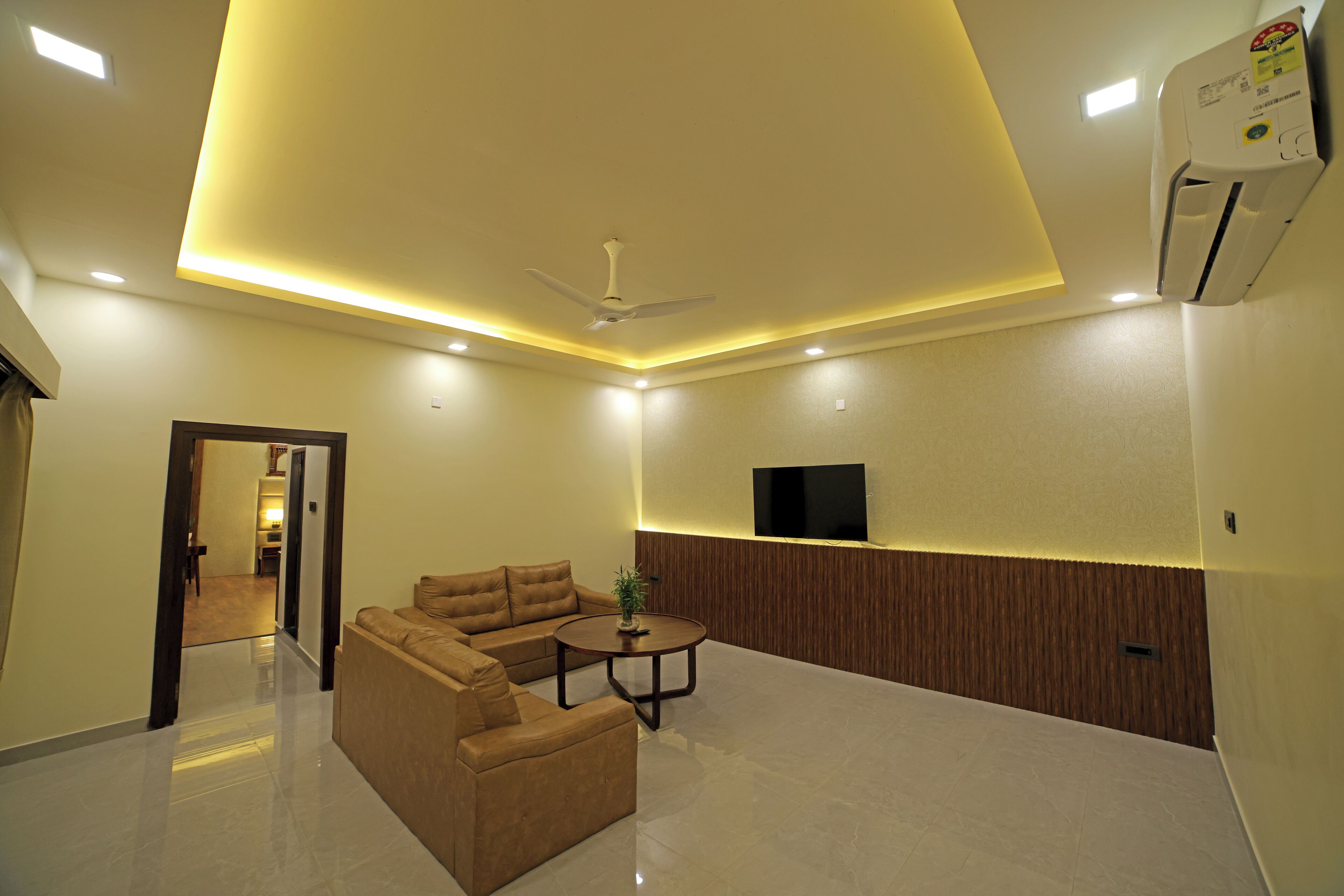 Royal Suite | Living area | LCD TV