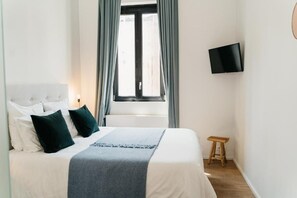 5 slaapkamers, een strijkplank/strijkijzer, wifi, beddengoed