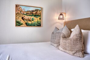 1 bedroom, iron/ironing board, travel cot, WiFi