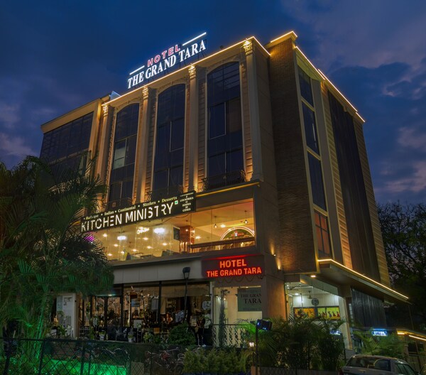 Hotel The Grand Tara - Madhya Pradesh