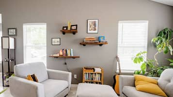 Smart TV, books