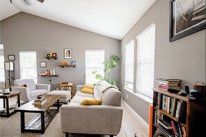 Smart TV, books
