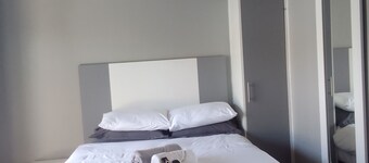 Alu Boutique hotel offers personalized service with big spacious bedrooms .