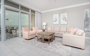Condo, 3 Bedrooms | Living area