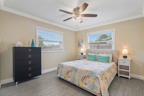 2 bedrooms, desk, iron/ironing board, free WiFi