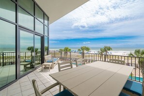 Apartment, 3 Schlafzimmer | Speisen im Freien