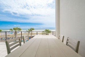 Condo, 3 habitaciones | Restaurante al aire libre
