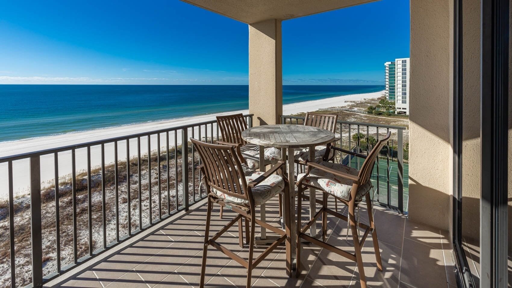 Phoenix X 805 1 Bedroom Condo Reviews, Deals & Photos 2026