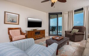 Living area - Phoenix Vii 71016 2 Bedroom Condo (Orange Beach)