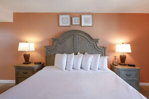 Condo, 2 Bedrooms