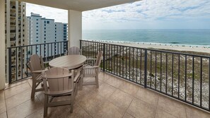 Apartamento, 2 habitaciones | Restaurante al aire libre