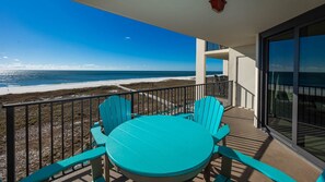 Condo, 2 Bedrooms | Outdoor dining - Phoenix Vii 7613 2 Bedroom Condo (Orange Beach)