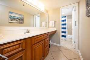 Condo, 2 Bedrooms | Bathroom - Phoenix Vii 7613 2 Bedroom Condo (Orange Beach)