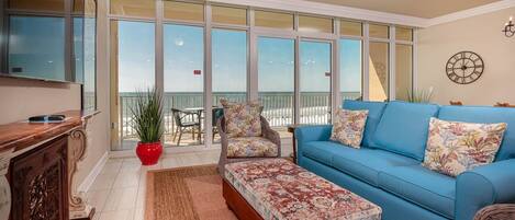 Condo, 2 Bedrooms | Living area | DVD player