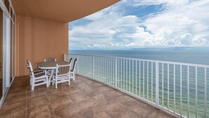 Condo, 3 quartos | Área da propriedade