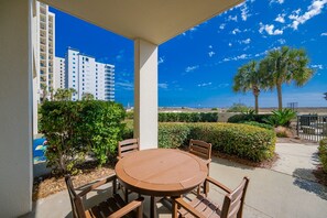 Condo, 1 quarto | Opções para refeição ao ar livre