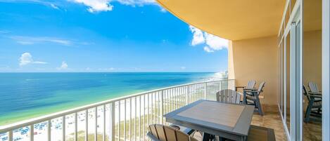 Condo, 2 Bedrooms | Outdoor dining