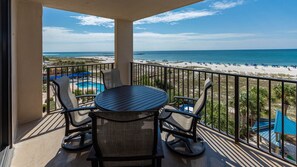 Condo, 2 Bedrooms | Outdoor dining