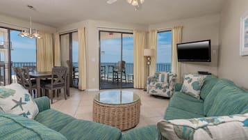 Leilighet, 3 soverom | Oppholdsområde | DVD-spiller