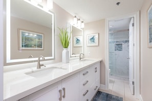 Condo, 2 habitaciones | Baño | Shampoo