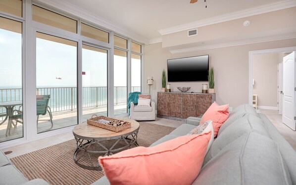 Condo, 3 habitaciones | Área de sala de estar | Reproductor de DVD 