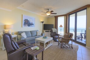 Living area - Phoenix Viii 8601 3 Bedroom Condo (Orange Beach)