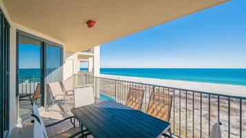 Condo, 3 Bedrooms | Outdoor dining