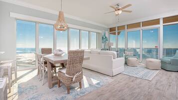 Condo, 4 Bedrooms | Dining