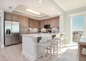 Private kitchen - Phoenix Orange Beach Ii 1705 4 Bedroom Condo (Orange Beach)