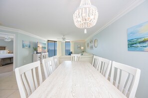 公寓客房, 3 間臥室 | 用餐區