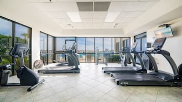 Condo, 3 habitaciones | Sala de fitness