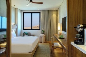 Superior Room (Slow) | Minibar, in-room safe, individually decorated, individually furnished