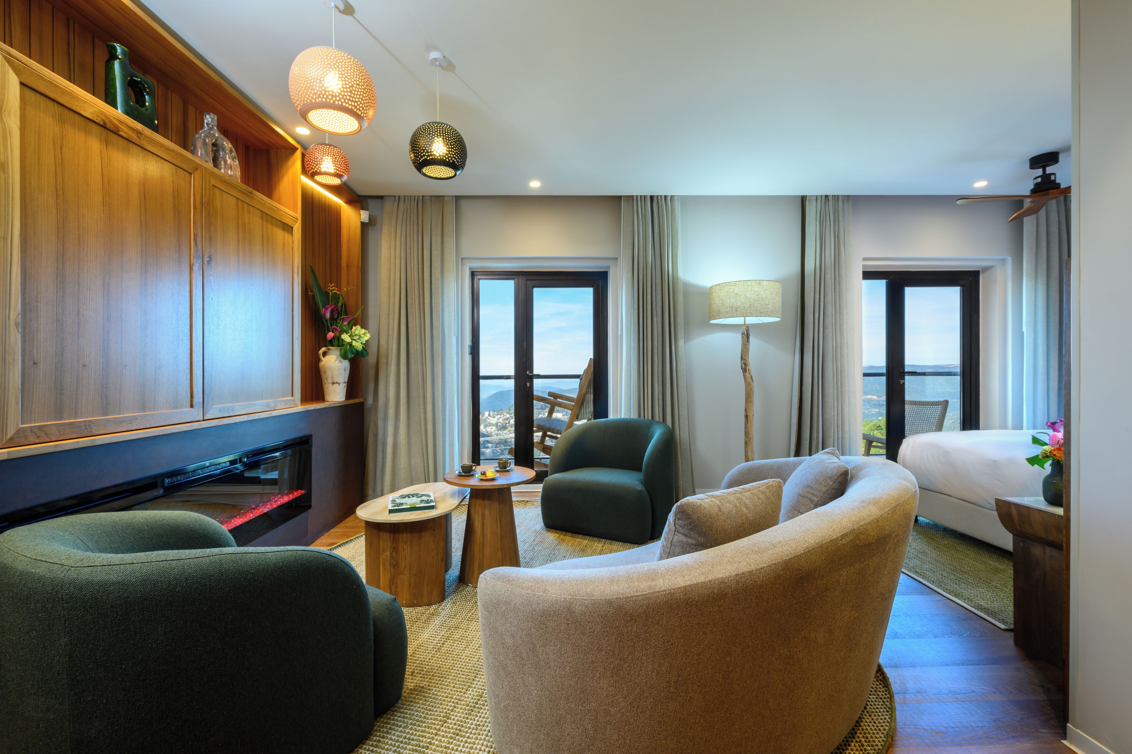 Suite (Slow) | Wohnbereich | LCD-Fernseher