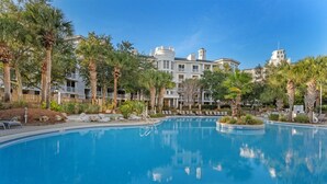 Pool - 🌴 Stylish Studio Retreat in Sandestin Resort (Miramar Beach)
