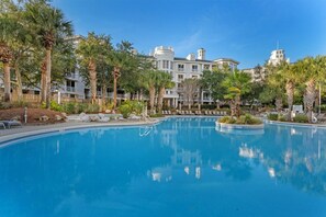 Pool - 🌴 Stylish Studio Retreat in Sandestin Resort (Miramar Beach)