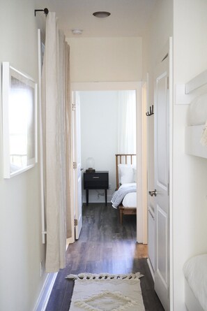 1 chambre, fer et planche à repasser, Wi-Fi, literie fournie