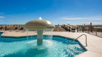 Lejlighed - 1 soveværelse | Pool | Indendørs pool, udendørs pool