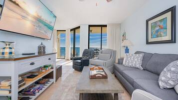 Condo, 1 Bedroom | Living area | DVD player