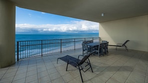 Condo, 4 Bedrooms | Outdoor dining