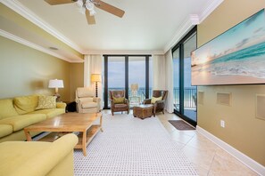 Living area - Phoenix Ix 504 3 Bedroom Condo (Orange Beach)