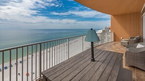 Condo, 3 habitaciones | Áreas de la propiedad